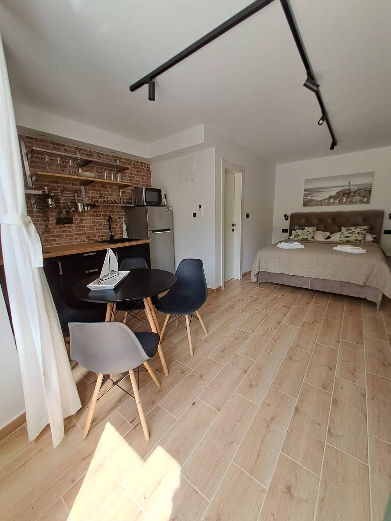 Leut apartment - photo 3