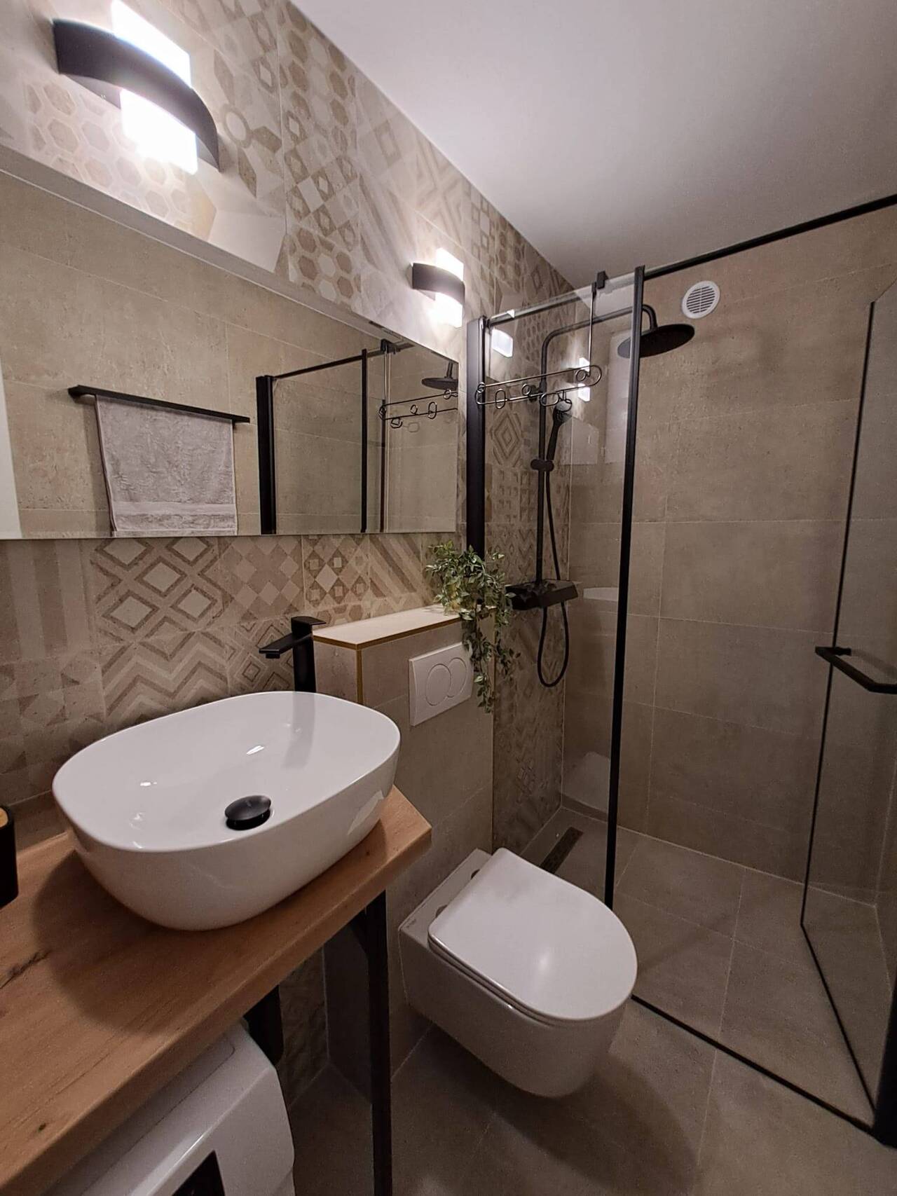 Leut apartment - photo 8